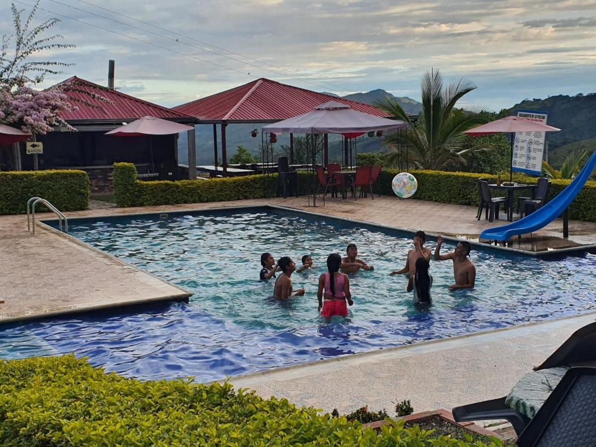 Hotel & Restaurante Campestre La Siria San Juan de Rioseco Екстериор снимка