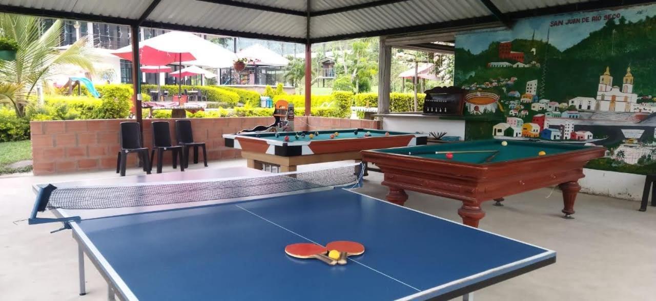 Hotel & Restaurante Campestre La Siria San Juan de Rioseco Екстериор снимка
