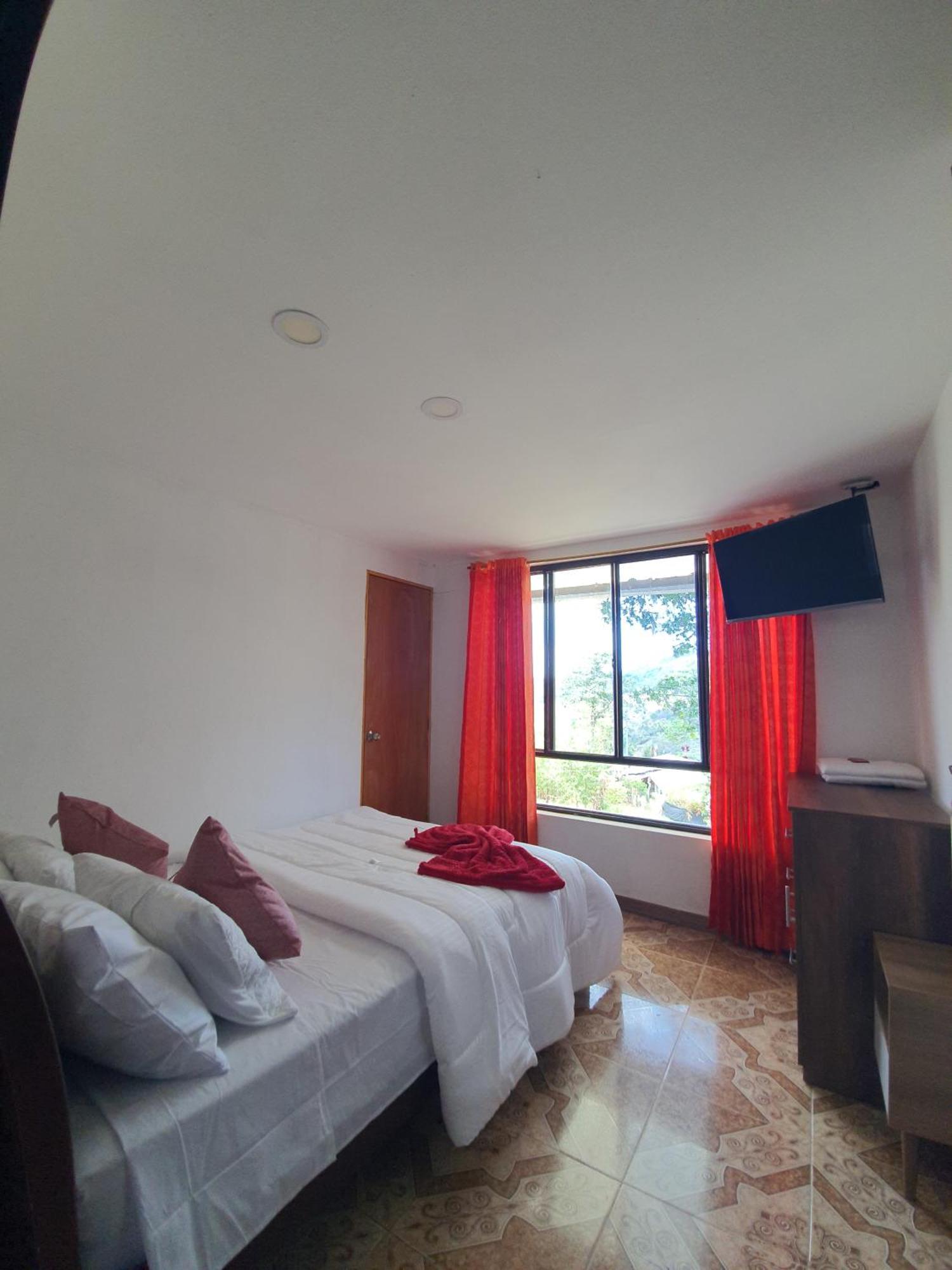 Hotel & Restaurante Campestre La Siria San Juan de Rioseco Екстериор снимка